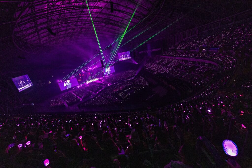 TOMORROW X TOGETHER WORLD TOUR <ACT : TOMORROW>