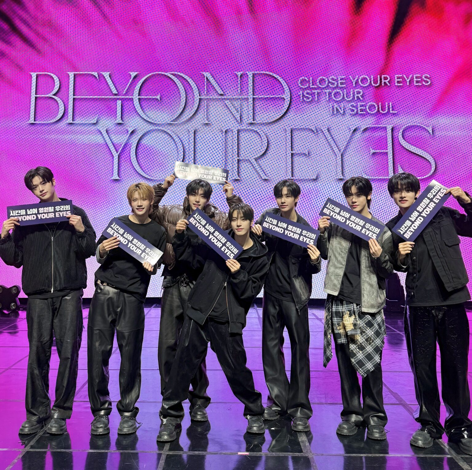 画像はCLOSE YOUR EYES公式Xより引用