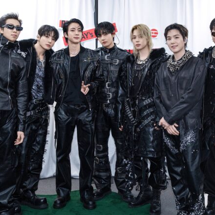 画像はBTS公式Xから引用